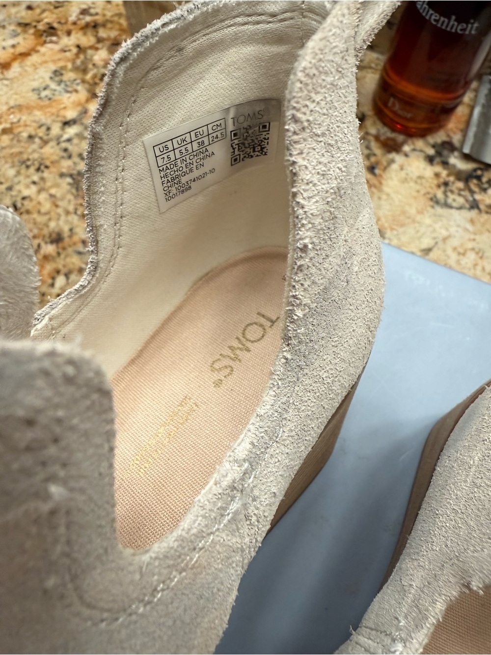 New! Toms Beige Suede Wedge Ankle Booties - Picture 3 of 5